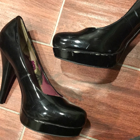 Madden Girl  Shiny Black Atonee Platform Pumps - Picture 3 of 4